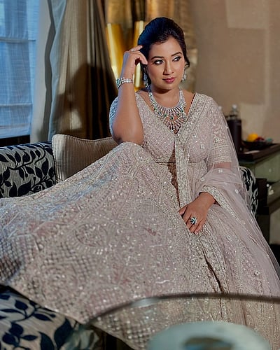 அழகின் அழகே.. ஸ்ரேயா கோஷல்!